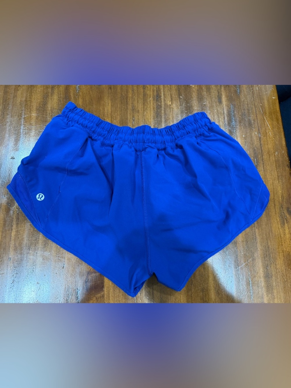 lululemon Hotty Hot 2.5” women’s athletic shorts - Picture 3 of 3
